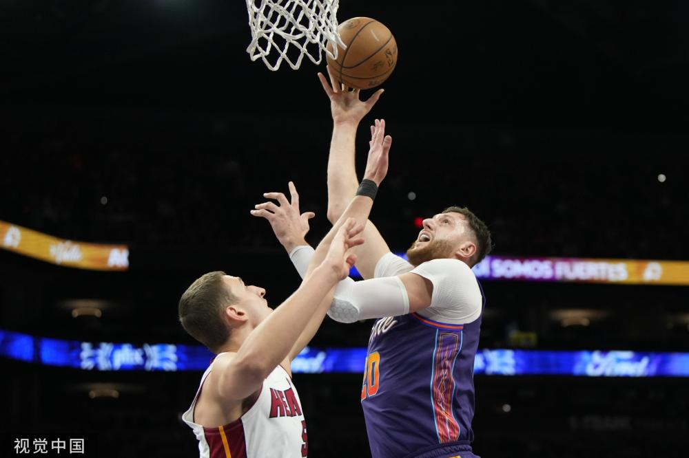 主场迎战乌 主场迎战乌